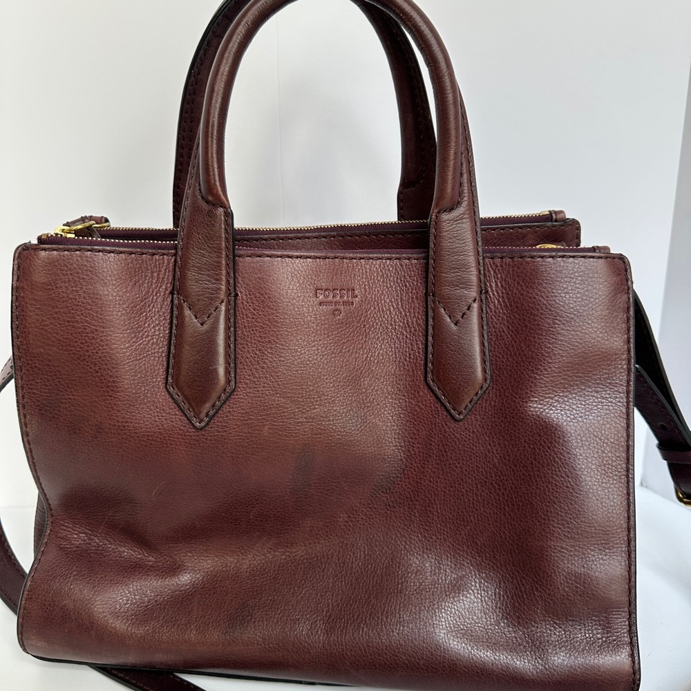 Fossil Rich Burgundy Leather Purse